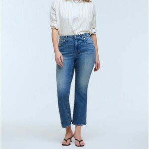 Madewell Curvy Kick Out Crop Jean NO697 Size 23